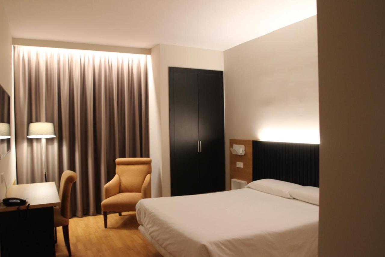 Hotel Alcantara Касерес Екстер'єр фото