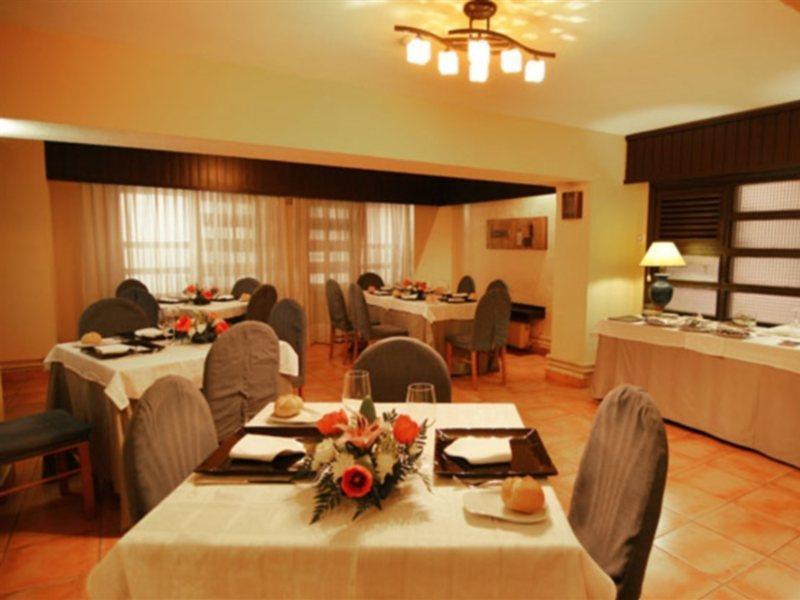 Hotel Alcantara Касерес Екстер'єр фото
